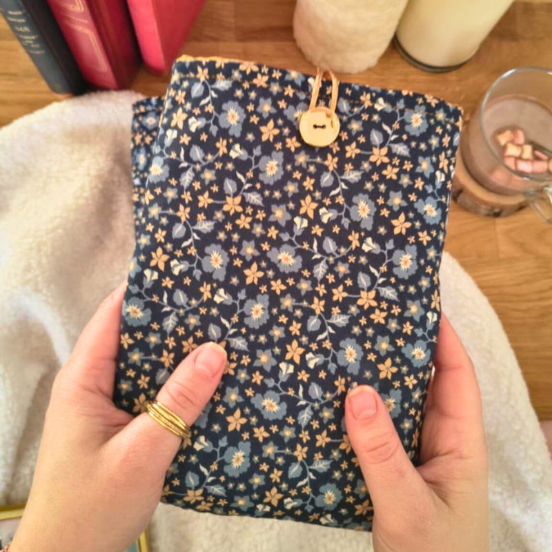Pochette de livre "Blue Belle" – Image 3