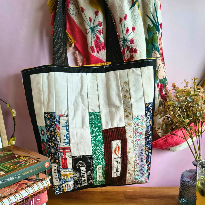 Cabas pile à lire en tissu upcyclé Douce lecture pour transporter des livres